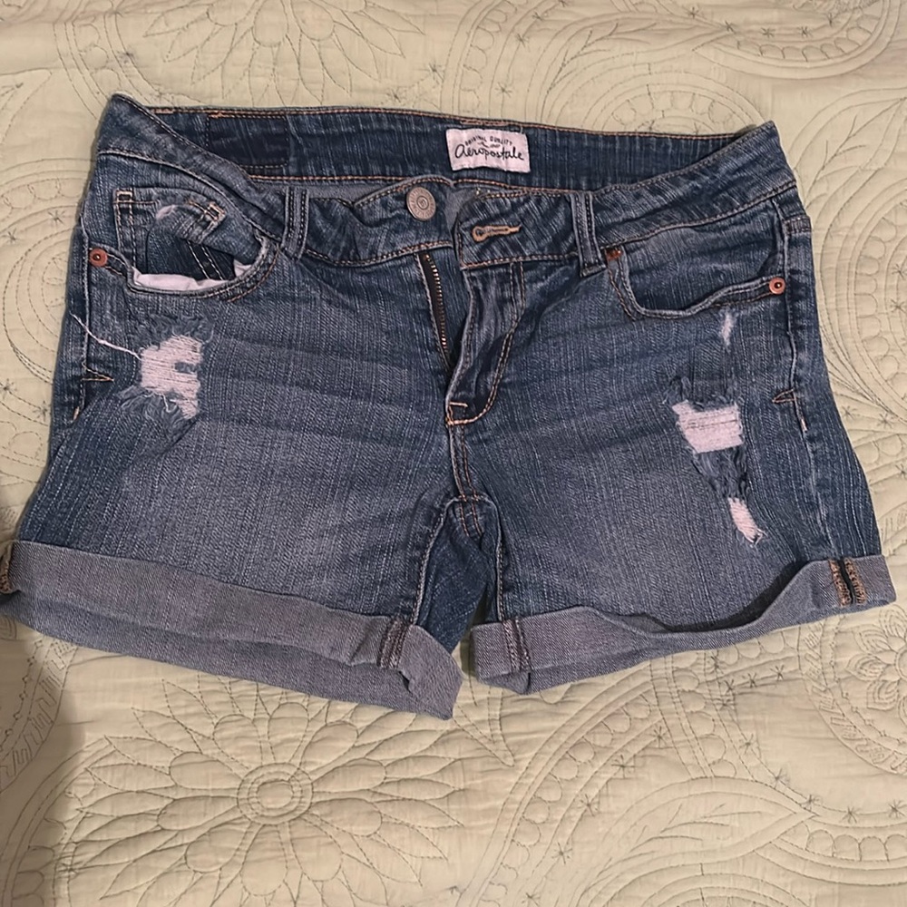 Jean short in good used condition.